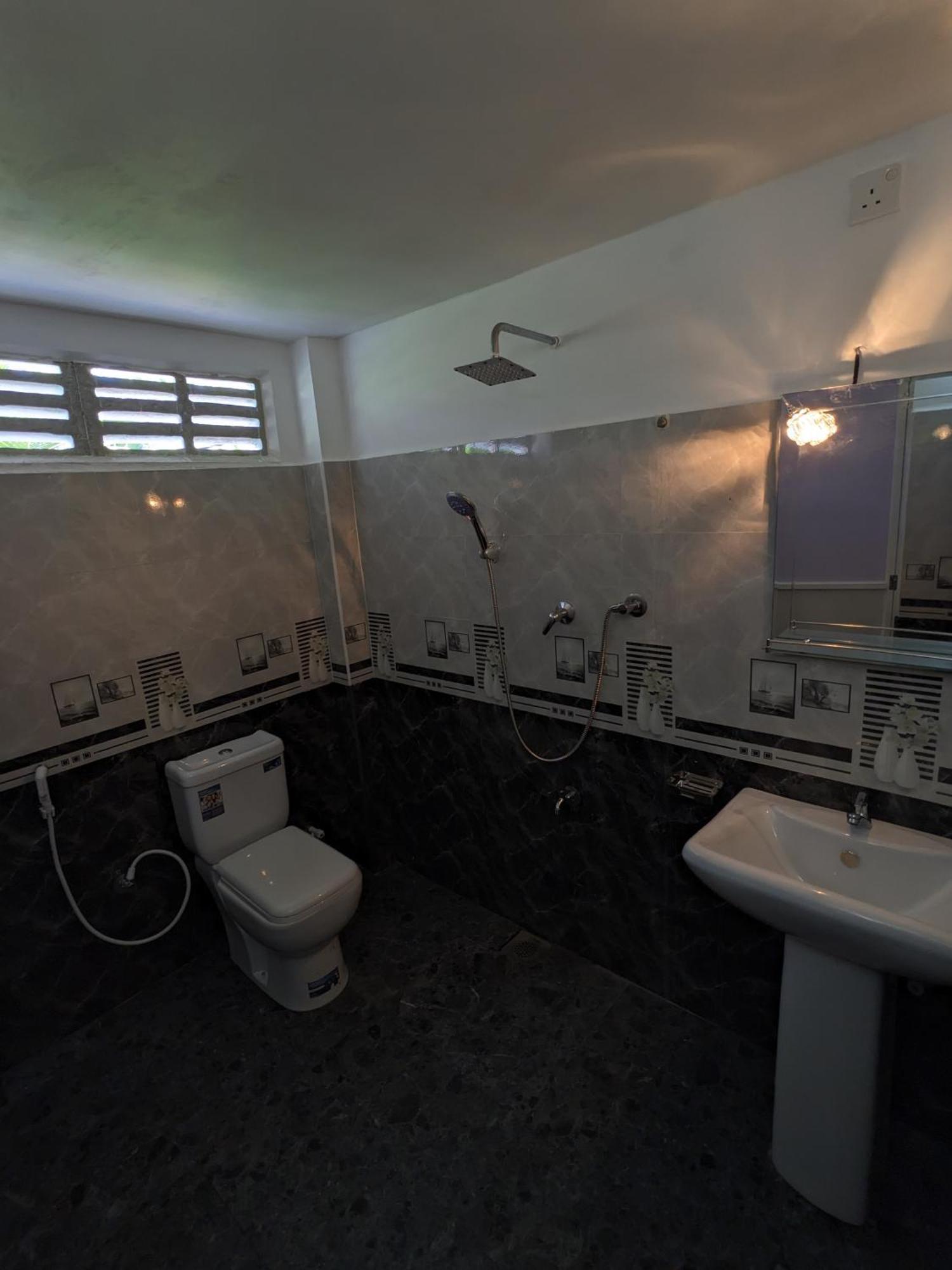 Mirewon Guest Hotel Weligama Exterior photo